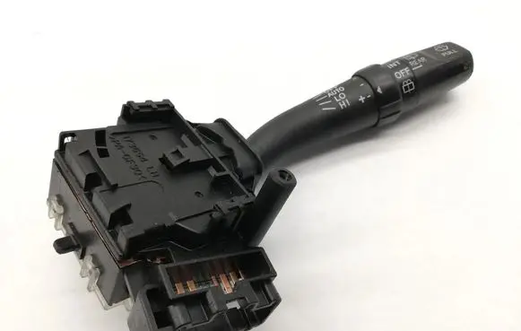 Toyota Avensis T250 Wiper speed switch 173654