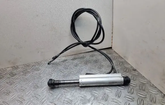 Volkswagen Eos Convertible roof main ram cylinder LA183041 2062030B