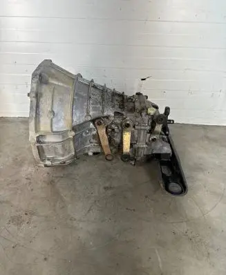 Mercedes-Benz W123 Manual 4 speed gearbox R123261