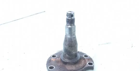 Audi A4 S4 B5 8D Stub axle 