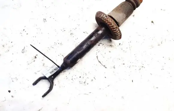 Volkswagen PASSAT B5 Front shock absorber/damper