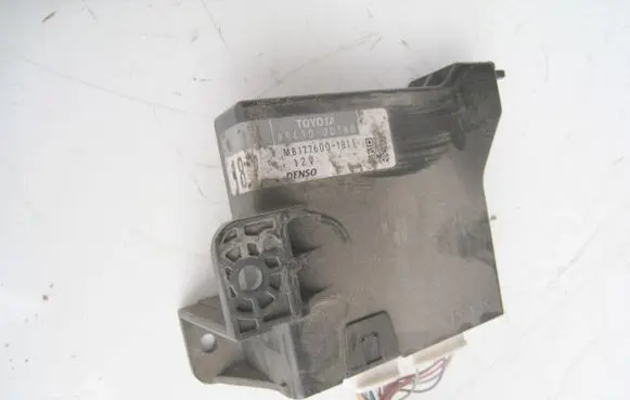 Toyota Yaris Other control units/modules 886500D180