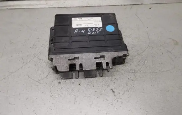 Audi A4 S4 B5 8D Gearbox control unit/module 01N927733R 5WP2113