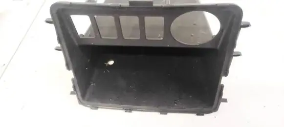 Nissan Pathfinder R51 Glove box