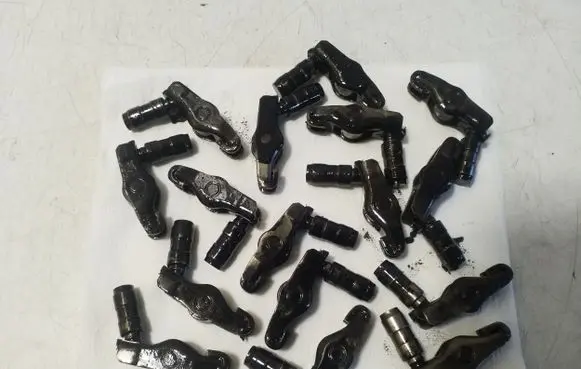 Jeep Cherokee Valve rocker arm 