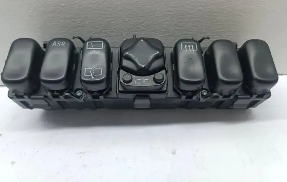 Mercedes-Benz A W168 Wing mirror switch 1688203610 33010901 A1688203610