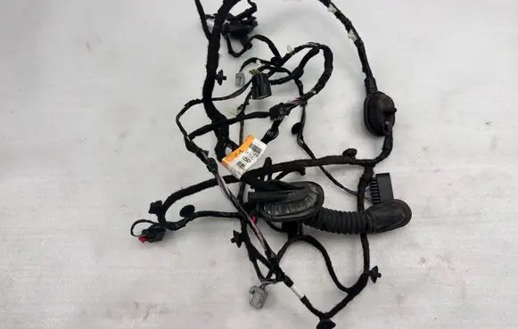 Ford Mustang VI Front door wiring loom MR3T14630CC MR3T14630