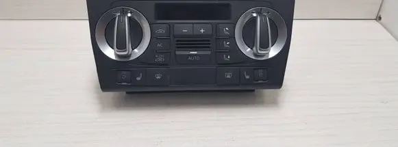 Audi A3 S3 8P Climate control unit 8P0820043BH 0257300508 A2C53301900