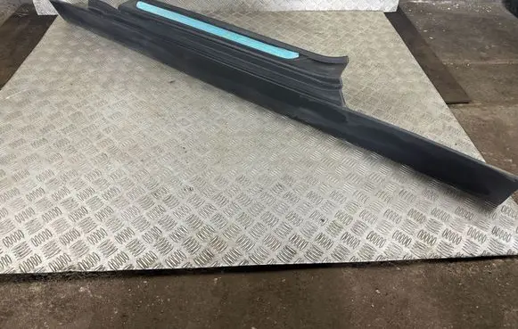 Mini One - Cooper F56 F55 Sill 7300817