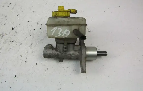 Skoda Octavia Mk2 (1Z) Master brake cylinder 