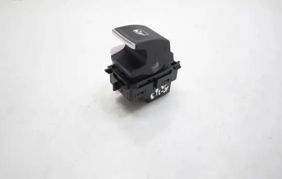 Volkswagen PASSAT B8 Front door card panel trim 5G0959855N