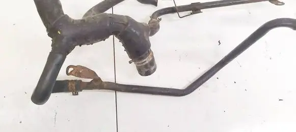 Ford Mondeo MK II Engine coolant pipe/hose 98bb8286ac