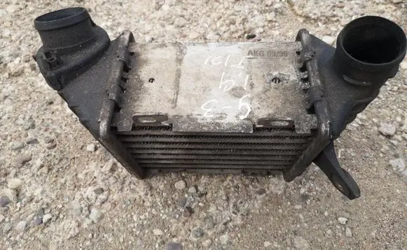 Volkswagen Golf III Intercooler radiator