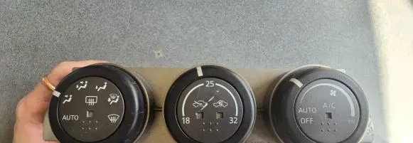 Nissan X-Trail T30 Climate control unit A0200018A04001 27500EQ410