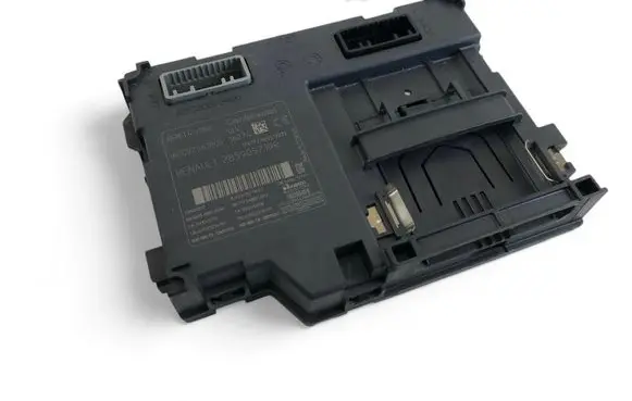 Renault Captur Other control units/modules 285905719R