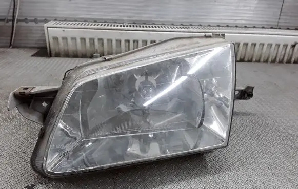 Mazda 323 F Headlight/headlamp 86810107