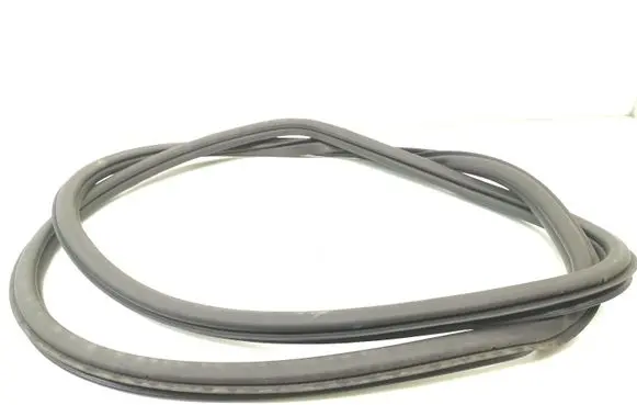Volkswagen PASSAT B7 USA Front door rubber seal 561867912D