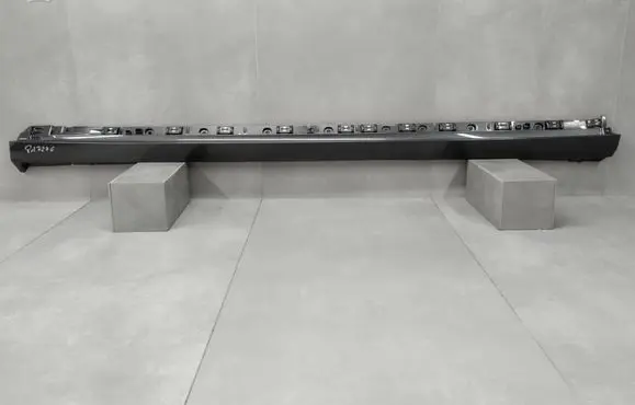 Porsche Cayenne (9Y0 9Y3) Front sill (body part) 9y0853751c