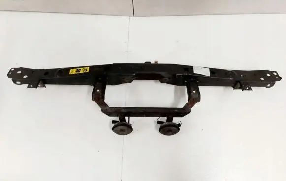 Nissan Juke I F15 Front bumper support beam