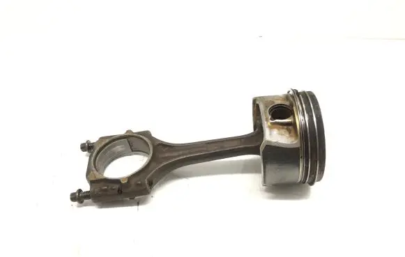 Audi A6 S6 C6 4F Piston 82L143