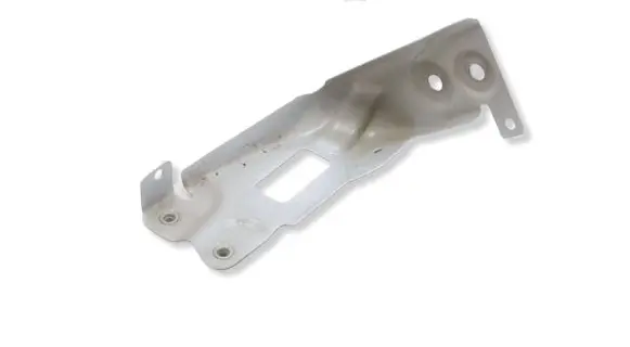 BMW X7 G07 Fender mounting bracket 7472598MWGK2603