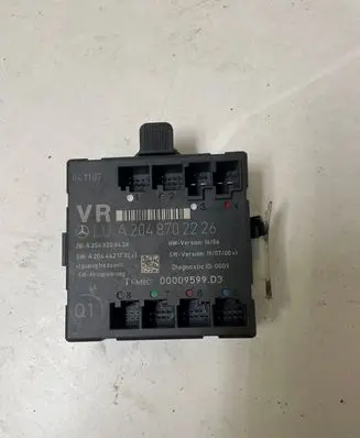 Mercedes-Benz C W204 Door central lock control unit/module A2048702226
