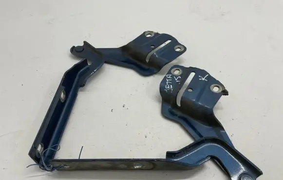 Volkswagen Jetta VI Engine bonnet/hood hinges 5C6823302A 5C6823301A