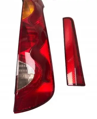 Nissan Note (E11) Rear/tail lights
