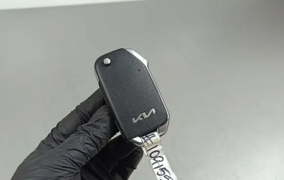 KIA Sorento IV Ignition key/card 