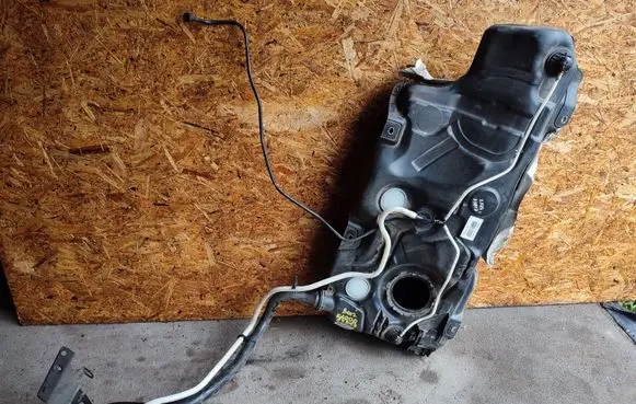 Skoda Karoq Fuel tank 