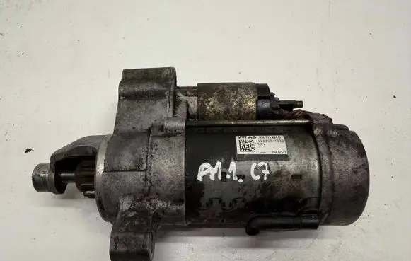 Audi A6 C7 Starter motor 03L911024B