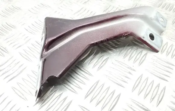 Audi A1 Fender mounting bracket 8X0821135A