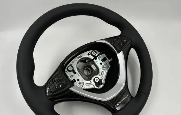 BMW X6 E71 Steering wheel