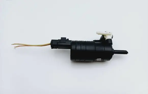 Renault Clio II Windscreen/windshield washer pump 7700431079