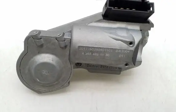 Mercedes-Benz E W211 Steering wheel lock A2034621130