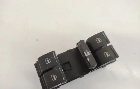 Volkswagen Touareg I Electric window control switch 7L6959857A