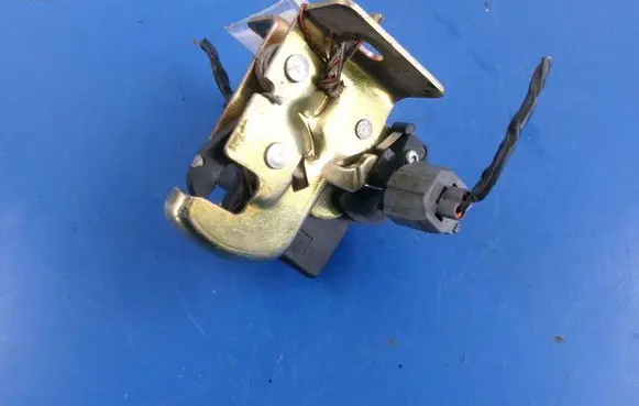 Tailgate/trunk/boot lock/catch/latch
