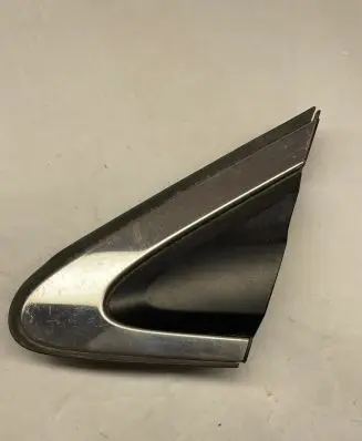 Honda CR-V Fender end trim 75495T1GAE001