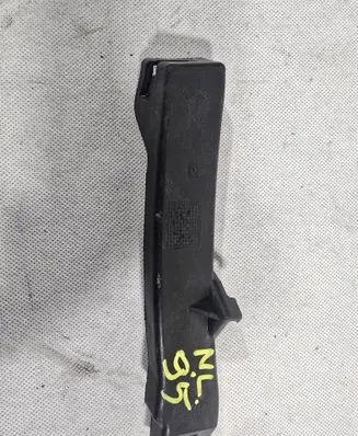Porsche Cayenne (92A) Rear bumper mounting bracket 7P5807046