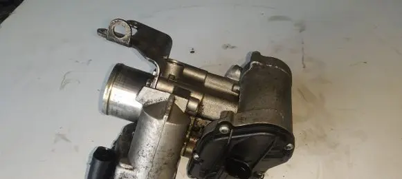 Nissan Primastar Throttle valve 8200330810 8200797706