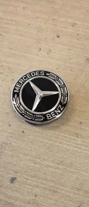 Mercedes-Benz C W205 Original wheel cap A2224002100