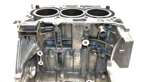 Nissan Juke II F16 Engine block 110119230R