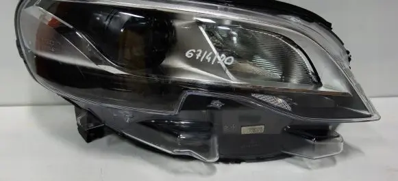 Peugeot Traveller Headlight/headlamp