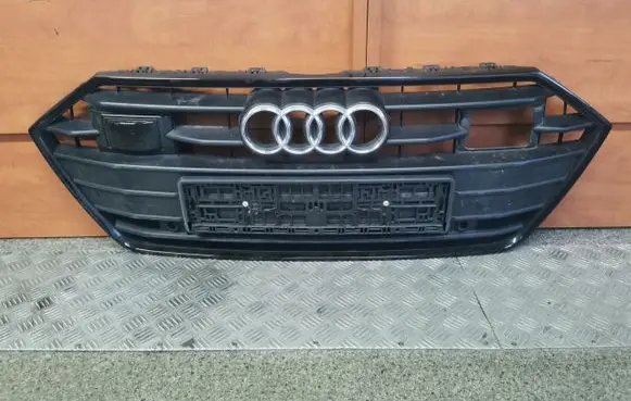 Audi A7 S7 4K8 Front grill 4K8853651A