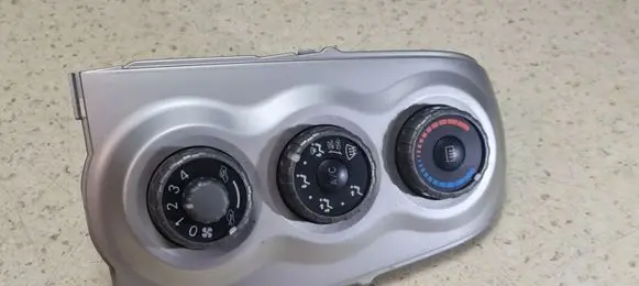 Toyota Yaris Climate control unit 554060D190 R758857 R758818