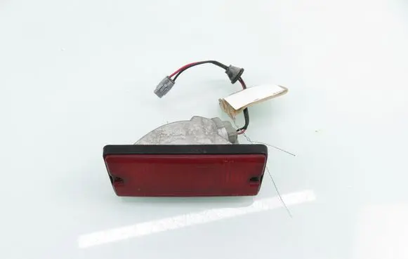 Toyota RAV 4 (XA20) Rear fog light 
