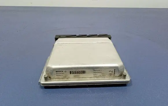 Volvo S80 Engine control unit/module ECU 08670169A