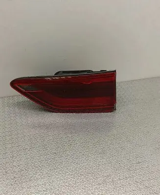 Volkswagen Golf VIII Tailgate rear/tail lights 5H0945094C 81980201