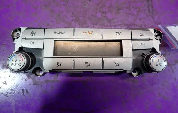 Ford Mondeo MK IV Climate control unit