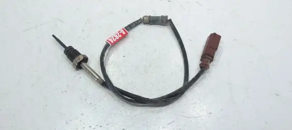 Volkswagen PASSAT B7 Exhaust gas temperature sensor 03L906088CJ
